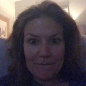 Meet your Posher, Denise